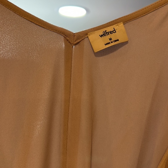 Aritzia- Wilfred Chiffon Summer Dress - Picture 3 of 4